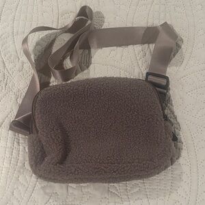 Cozy Brown Crossbody Bag